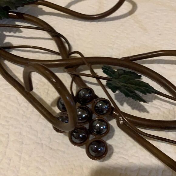 Wine bottle wall hanging. - Picture 7 of 10